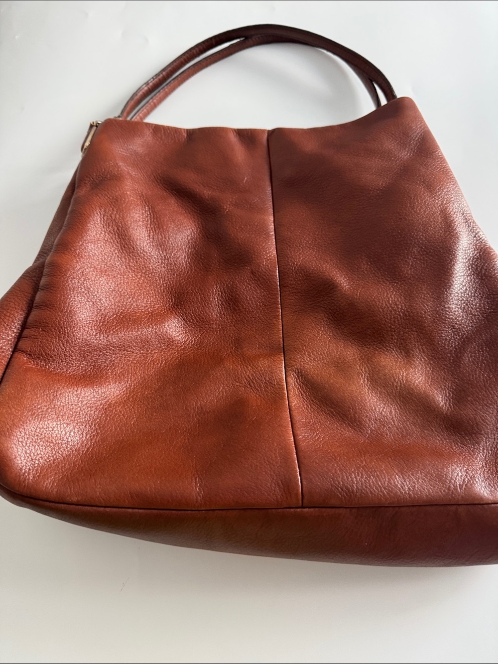 Women's Leather Shoulder Bag in Rich Chestnut Brown